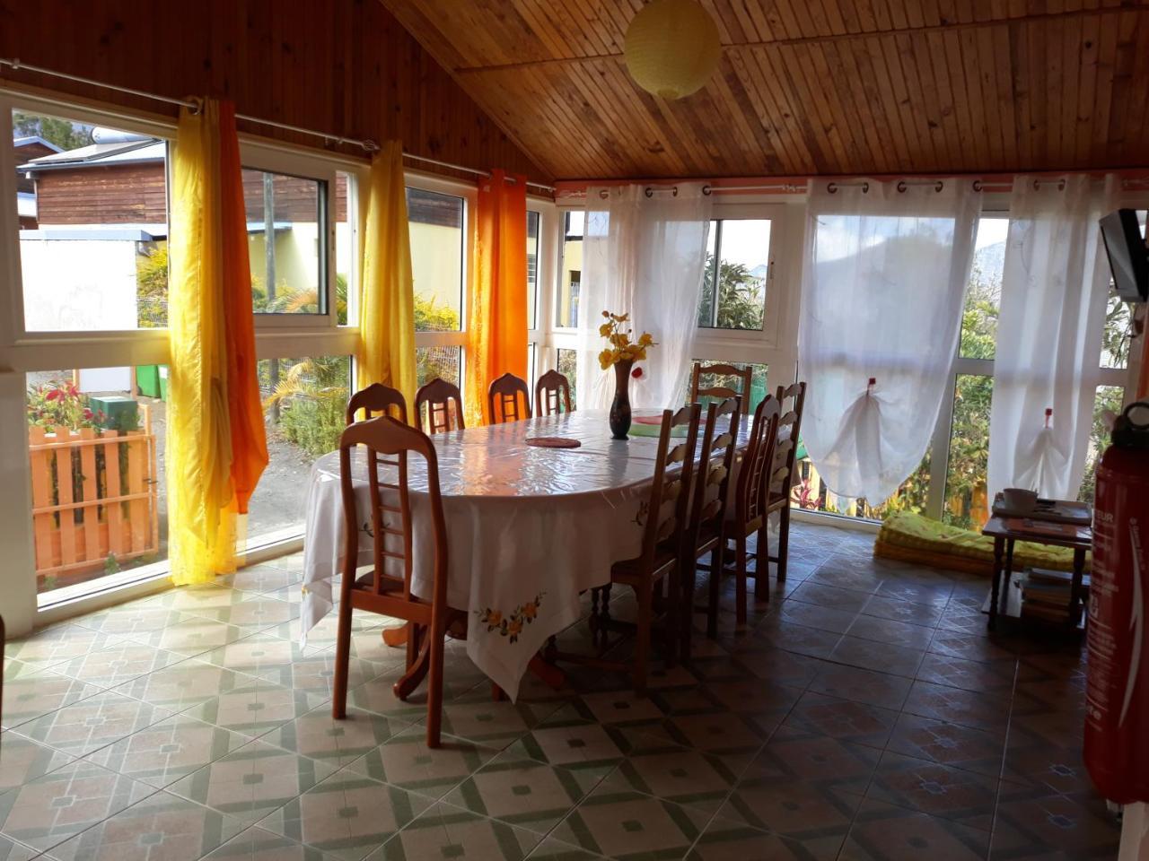 실라오스 Petite Fleur De Lentilles B&B 외부 사진