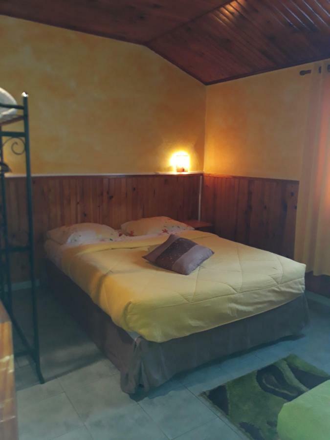 실라오스 Petite Fleur De Lentilles B&B 외부 사진