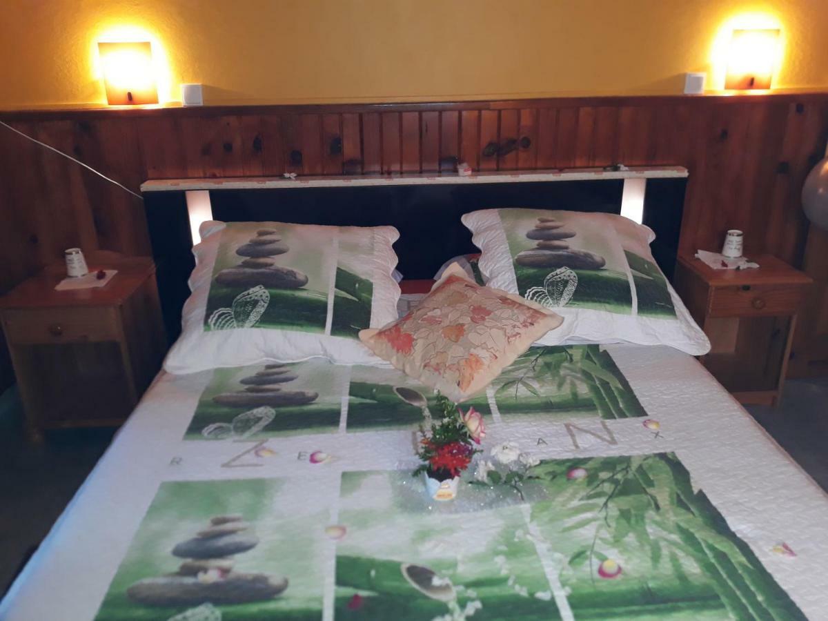 실라오스 Petite Fleur De Lentilles B&B 외부 사진